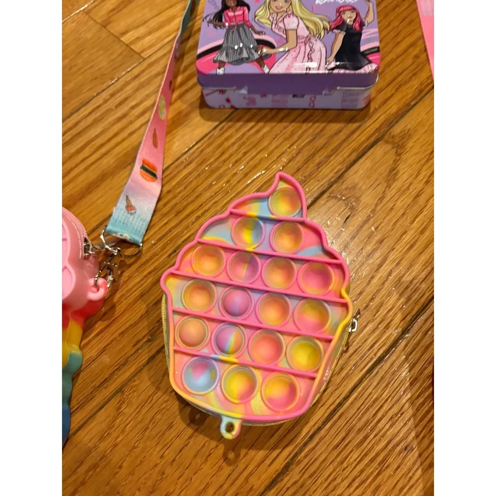 Kids Pop It Purse Set Unicorn Ice Cream‎ Hamburger Bag & Barbie Tin Lunch Box